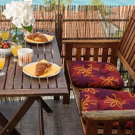 Aspen 2bedroom With Seaview * Trogir