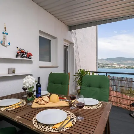 Aspen 2bedroom With Seaview Trogir